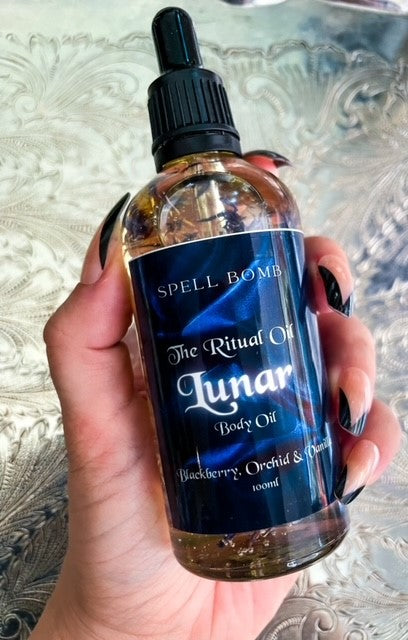 Lunar Ritual Oil